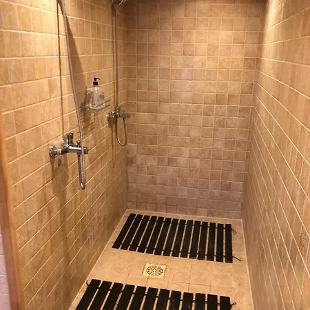 Guest house Kuelalistemaja *